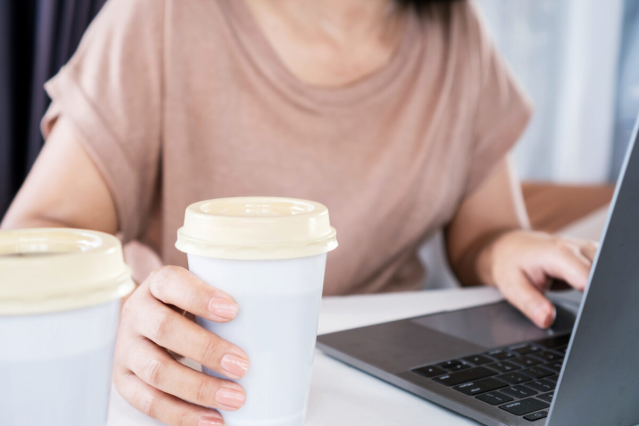 jrslay's tweet photo. Caffeine is not bad, but it can harm your health if consumed in large amounts. Dietician Ashley Kiser discusses caffeine's potential health effects. #WeAreBCBST https://t.co/EIZQkvIgHs https://t.co/uTy2Vqvqh9