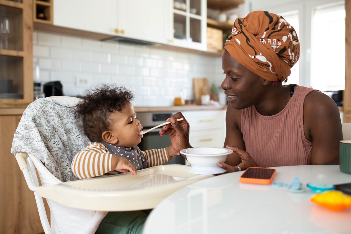 Calling Bronx Parents! We are conducting surveys to learn about Bronx parents' experiences feeding their children to improve services in the community. Answer 3 questions to see if you qualify for the survey. If completed, get a $15 gift card! Learn more: bit.ly/feeding-sm2024