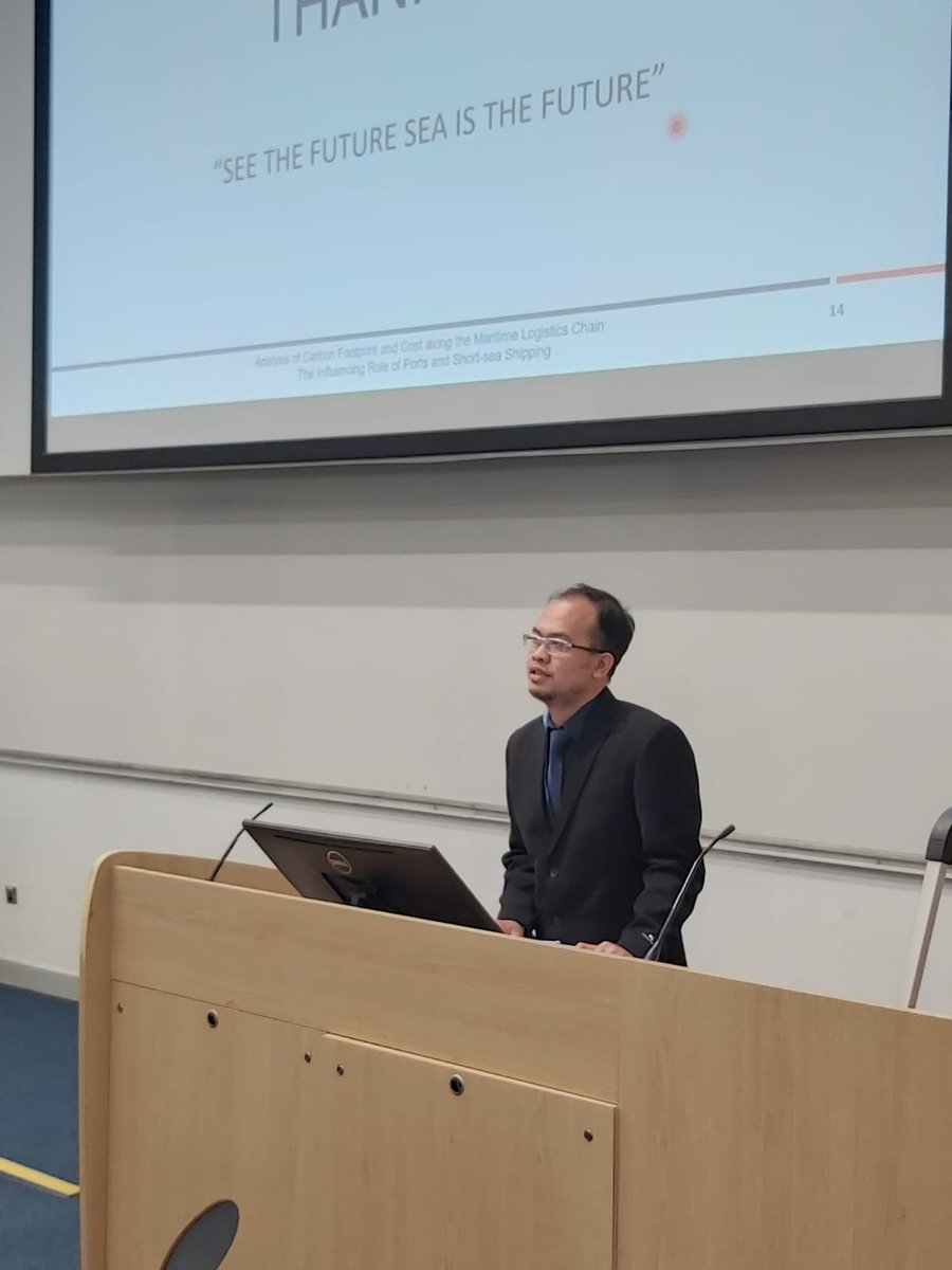 MarRI_UK's tweet photo. Session One of the Marine Technology Postgraduate Conference!

We've had an excellent Keynote talk by Claudene Sharp-Patel from @lloydsregister  and then followed by three fantastic presentations by Achmad Mustakim, Xinrui Liang and Panos Manias. https://t.co/EHEcA1cDfm