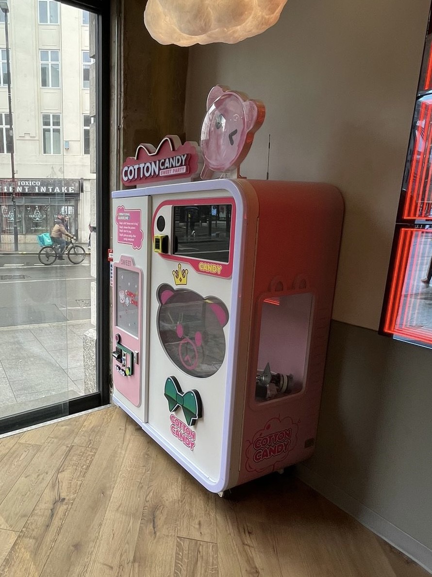 🔔Hot New Opening 🔔

Chubby Bunny’s doors have opened, and we cannot wait to enjoy this innovative dining experience! They are revolutionising the industry with their AI led self-service of pizza and candy floss, plus five global cuisines.