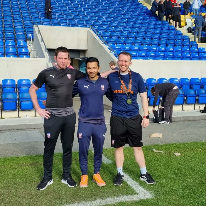 Lewis Bulmer tweet media