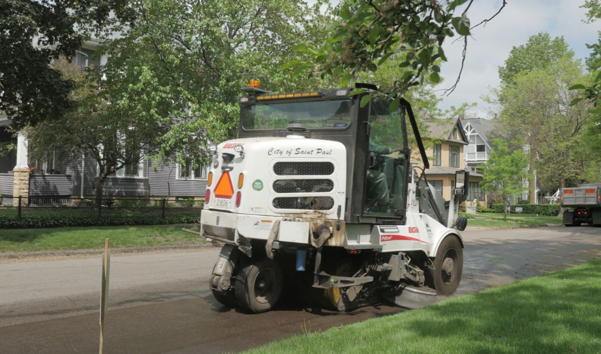 Spring Residential Street Sweeping begins today in @CityofSaintPaul Do not put any leaves, grass or materials in the street. Please follow all “No Parking” signs. Move vehicles off the streets. Do not put recycling & garbage carts in street. Learn more at stpaul.gov/sweep.