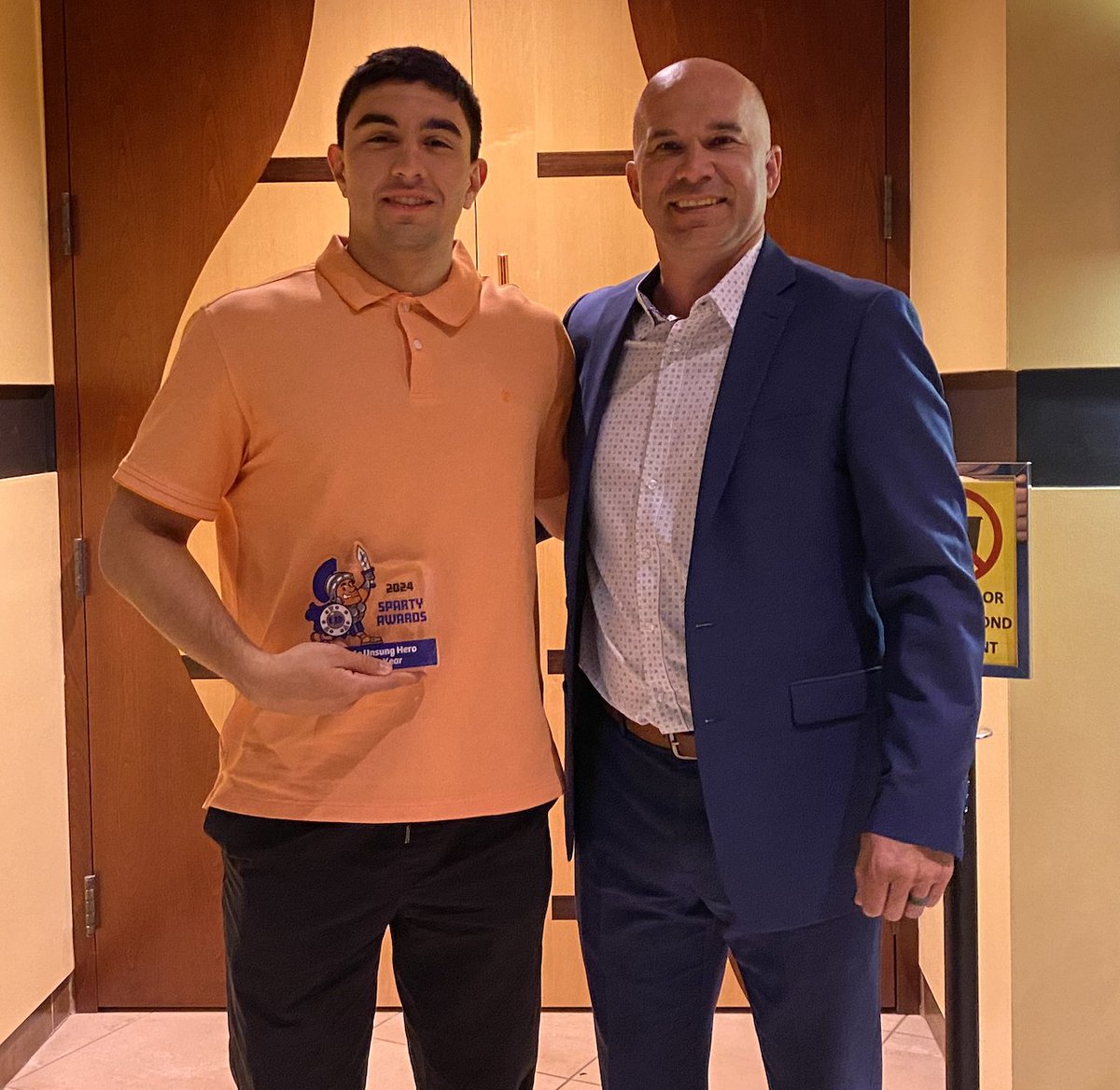 Great time last night at our annual Sparty Awards! Congrats to all the winners, including our awards for Men's Team of the Year, senior Sam Kilburg (Male Athlete of the Year), and sophomore Alex Arango (Male Unsung Hero and Wendt Scholar-Athlete Award) #FlySparty #RepTheDBQ