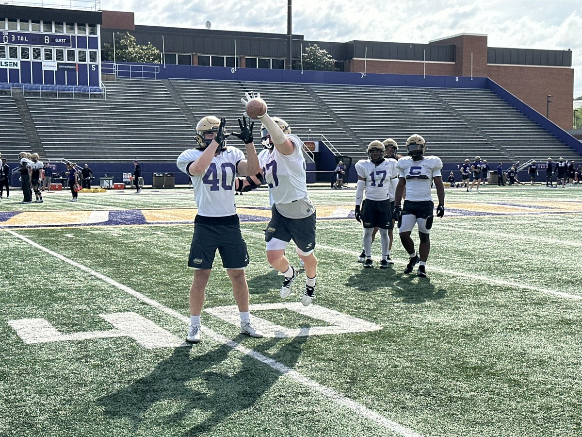 Happy Tuesday. Final week of spring ball underway at Bridgeforth. #GoDukes