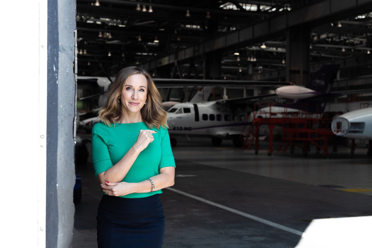 NPalube's tweet photo. 📢Nové tváře v čele #ALKP➡️VP pro civilní✈️je nově Alena Medová, šéfka představenstva #AircraftIndustries, která převzala štafetu od GŘ kunovické továrny Ilony Plškové. Představenstvo #ALKP doplnil kooptací také Tomáš Sejk z Jihostroje. VP pro Space je Luděk Nechleba z Honeywell. https://t.co/CmN9NOTb2Q