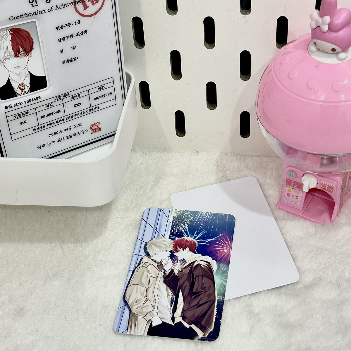 imurddd's tweet photo. look at me!! look at me!!
#轟爆 #todobaku https://t.co/fQcVrLFWi4