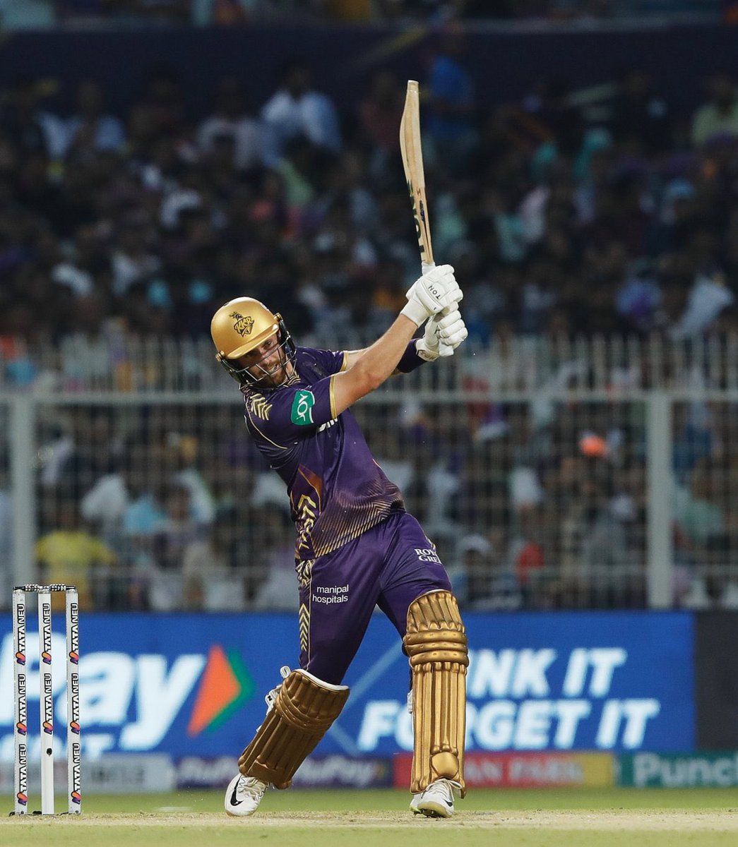 It’s a top of the table clash on 5 Sports Extra & @BBCSounds. @rajasthanroyals v @KKRiders In-form @PhilSalt1 opening the batting for KKR. Commentary team @NikeshRughani, @finnysteve & @IPL player @tmills15. bbc.co.uk/sport/live/cri… #BBCCricket