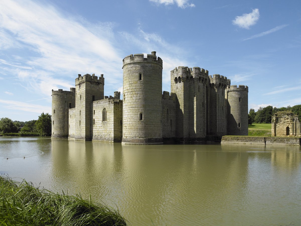 Visit Bodiam Castle this spring and see what you can spot with our free I Spy activity sheet. Collect yours upon arrival from our friendly team at Visitor Reception. 🦆🐝🌸 Open seven days a week. Free entry for National Trust members and under 5's. ©NTI/Matthew Antrobus