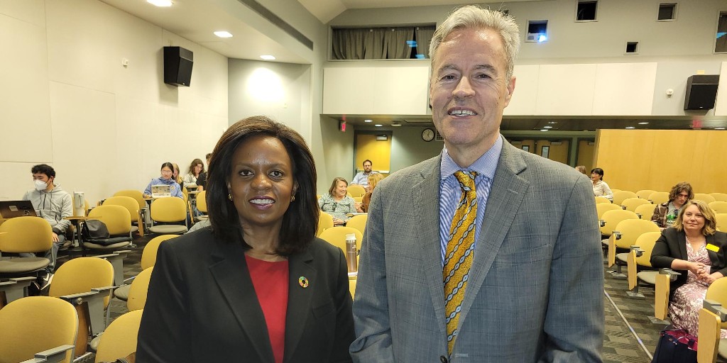 Mark Mone (@markmone) on Twitter photo It was my honor to meet <a href="/SandaOjiambo/">Sanda Ojiambo</a>, Assistant Secretary-General, United Nations <a href="/globalcompact/">UN Global Compact</a> before her talk at the <a href="/waterscienceUWM/">UWM School of Freshwater Sciences</a> Colloquium. Impressive! It was my honor to meet <a href="/SandaOjiambo/">Sanda Ojiambo</a>, Assistant Secretary-General, United Nations <a href="/globalcompact/">UN Global Compact</a> before her talk at the <a href="/waterscienceUWM/">UWM School of Freshwater Sciences</a> Colloquium. Impressive!