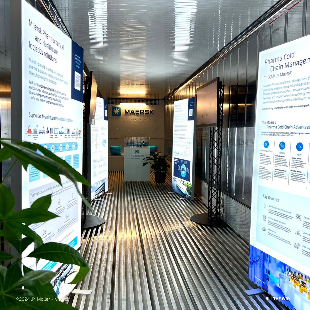 Maersk's tweet image. Day 1 #LogiPharma 2024!
Visit our #Maersk Reefer Container (📍located at the entrance) &amp;amp; @ our Stand 66. Immerse yourself in an interactive experience to learn about our integrated Pharma Cold Chain solutions &amp;amp; temperature controlled pharma sites. More: spkl.io/60174Ftmf