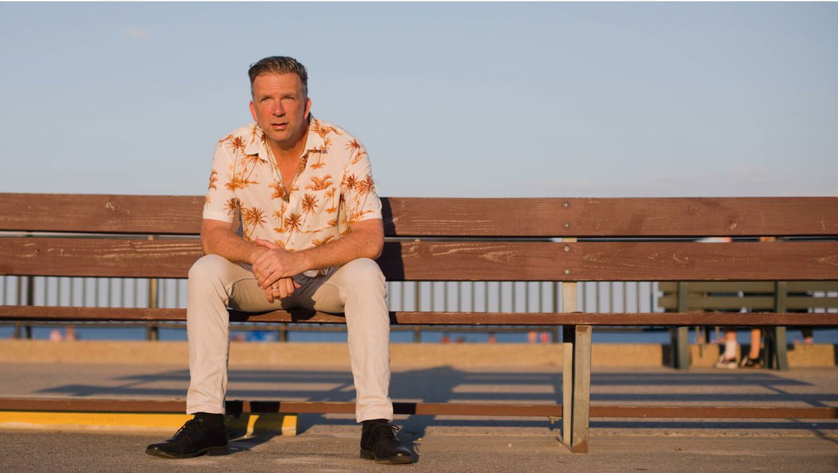 One month from today, @ChrisTrapper is coming back to #TheMusicHallLounge! The Boston #musician has a soulful, honeyed tenor, a sly sense of humor, and an uncanny knack for melody. The Huffington Post has called him, “a brilliantly gifted #songwriter.” bit.ly/3Jg8Ky1