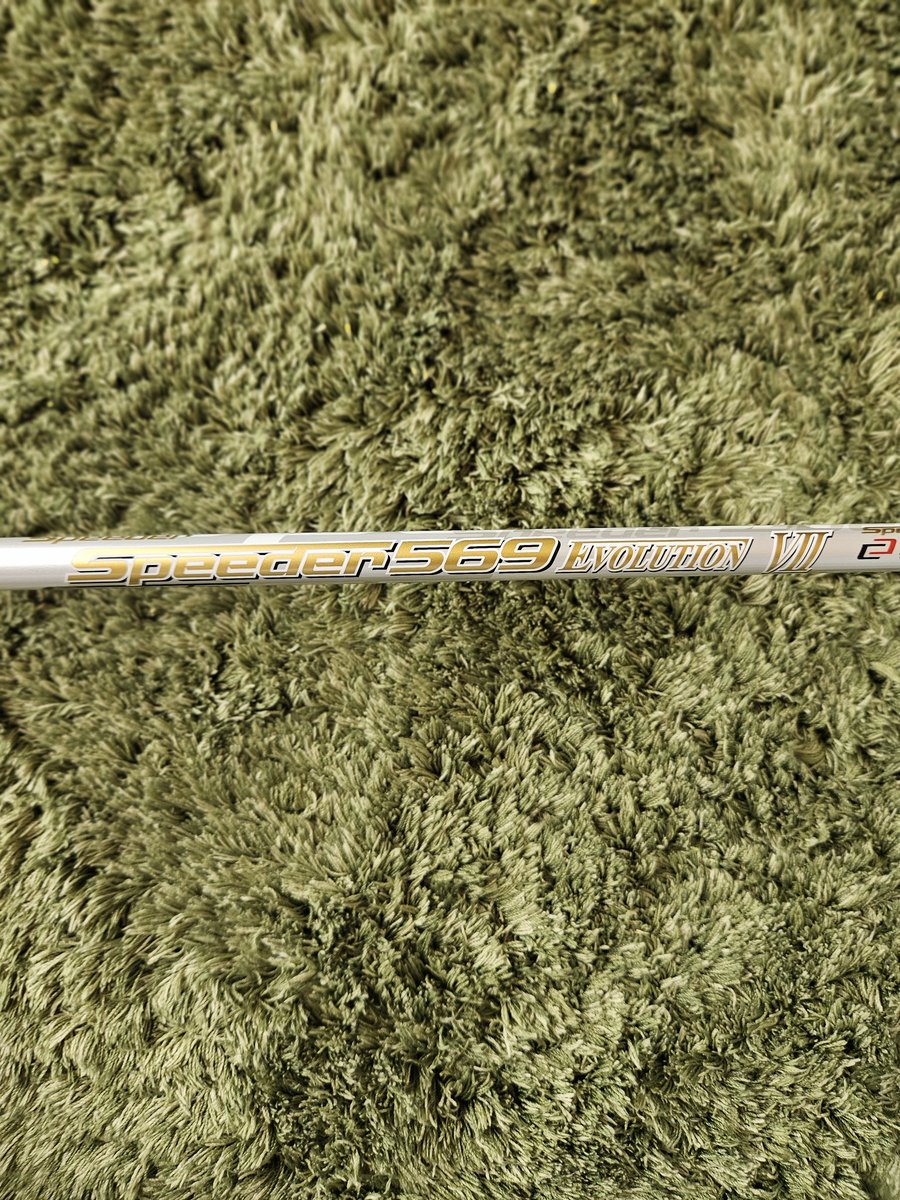 zerogravity_kp's tweet image. Z585からZX5へ。
中古でも期待してる。
#DUNLOP
#SRIXON
#ZX5 
#Speeder569EvolutionVII