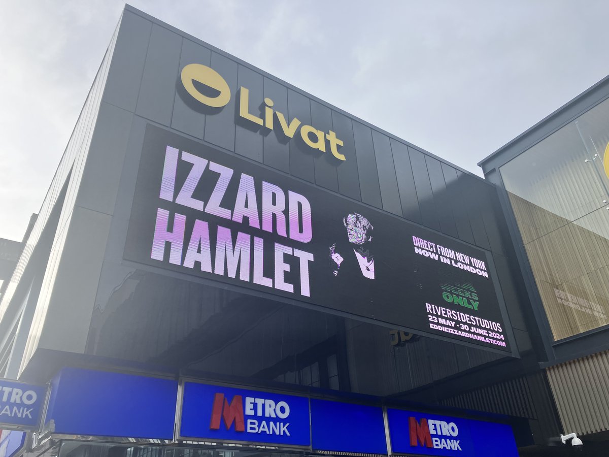 Have you seen the banners and screen ads for @eddieizzard #Hamlet? Limited 6-week run - don't miss out! Book now >> riversidestudios.co.uk/see-and-do/edd…