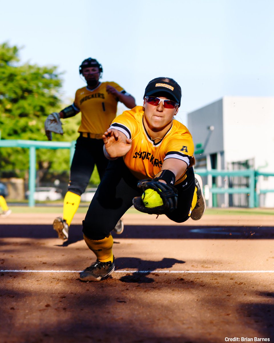 NCAASoftball tweet picture