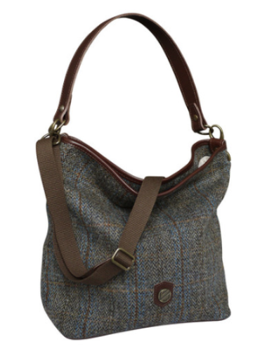 #sale perfect gift handmade Harris Tweed luxury with Italian leather by Italian artisans perfect for the races attavanti.com/brands/bonfanti free UK delivery  #firsttmaster #MadeInItaly #sbswinner #harristweed #horseracing #pointtopoint
@cheltfestivals @grandnational @harristweedauth