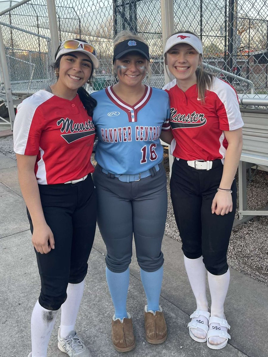 It was great getting to play against my best friends last night! Love these girls! Can’t wait to play them again…and with them for the travel season🤍🤍