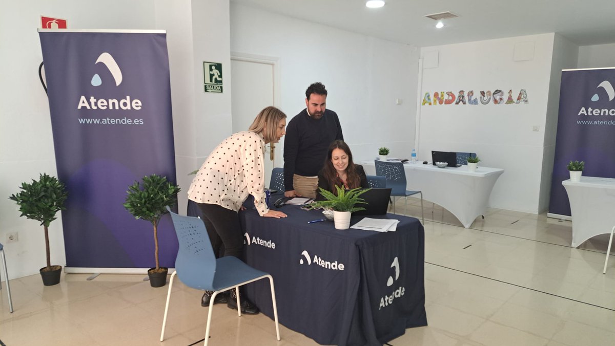 BeatrizGomC's tweet photo. Gracias al medio centenar de personas que han acudido a la jornada de empleo "Nos Conocemos en Doña Mencía". @Atende_ https://t.co/6162QaRaqw