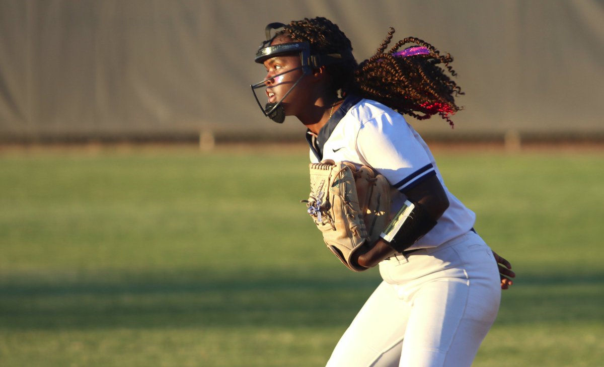 Tanque Verde over Pusch Ridge 9-7 in extra innings - Empire won the 3A South Region allsportstucson.com/2024/04/16/sof…