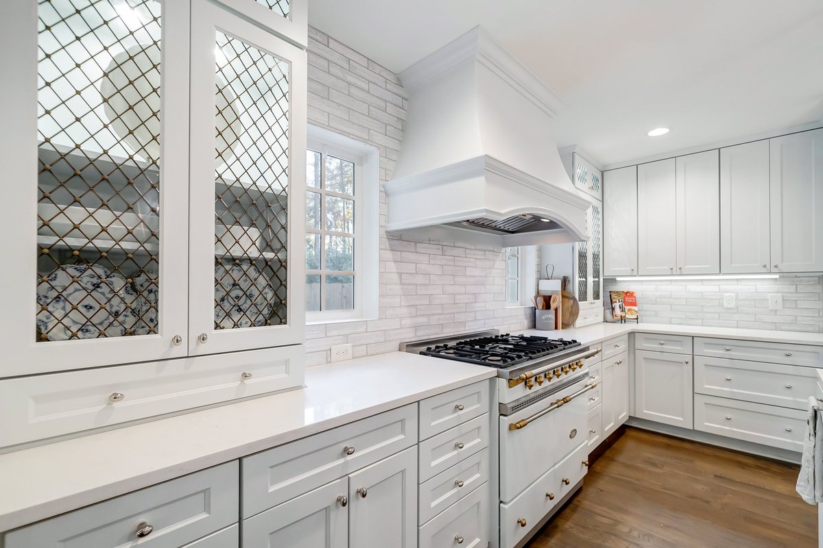 SappJared's tweet photo. Please visit https://t.co/NtHfhM3F3C for details. 
#undercontract #atlanta #realestate #morningside #customkitchen #jaredsapp #jaredsapprealestategroup https://t.co/jNPPTt8uXe
