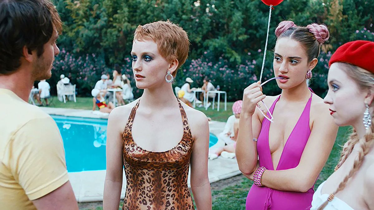 Andrew Garfield, Bobbi Salvör Munuez, Grace Van Patten, Sydney Sweeney #UnderTheSilverLake (2018) pretty entrancing surrealism, especially parts I didn’t understand which thankfully outweigh parts I did + Janet Gaynor? I'm glad 4 this movie. Thank you David Robert Mitchell.