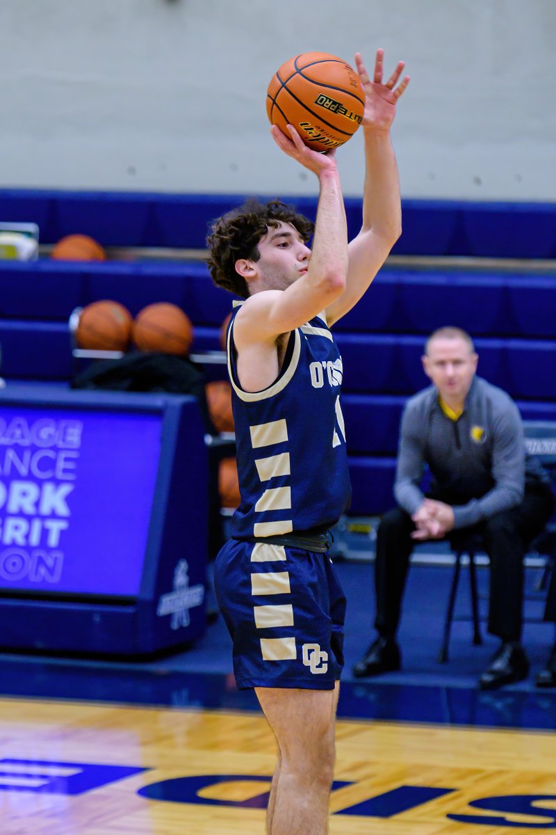 O'Connor Basketball tweet media