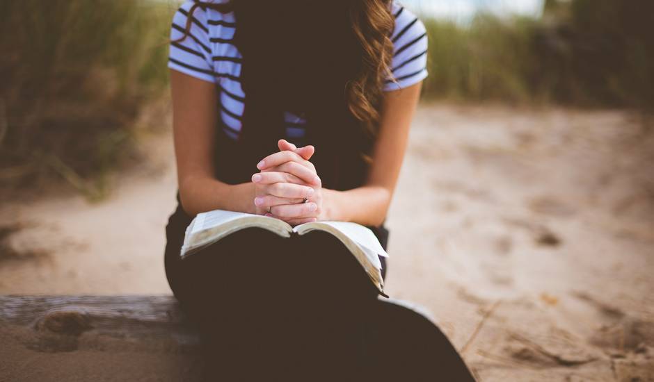 EvangelicoD's tweet photo. Lanzan desafío para estar #ASolasConDios https://t.co/OpZ5uIXZGp Surgió este desafío de 12 semanas inspirado en el estilo de vida de oración de Jesús https://t.co/GLntC7RUns