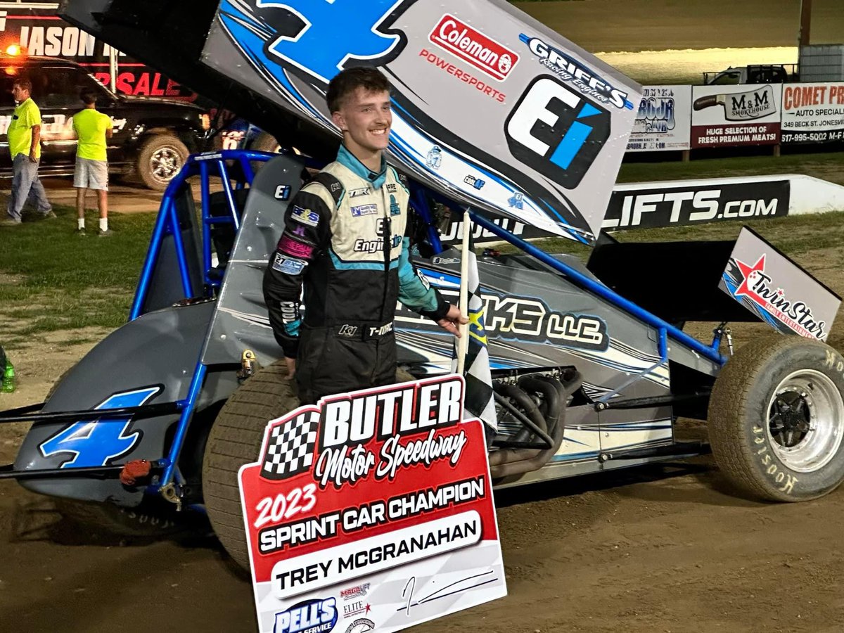 DT_RRracin's tweet photo. Episode 136 w/ @317TMAC posted yesterday!
🔸Becoming a track champ in '23
🔹Linking up with Tyler Sturgeon Racing this year
🔸King Ribs, big BBQ guy, and 🍕
🔹Results from last week, turkey tacos, brunch, + more food 
Listen here: https://t.co/4wkc3iBLxJ
🟩https://t.co/hy7TOKSEvP https://t.co/91PYpg5q6O