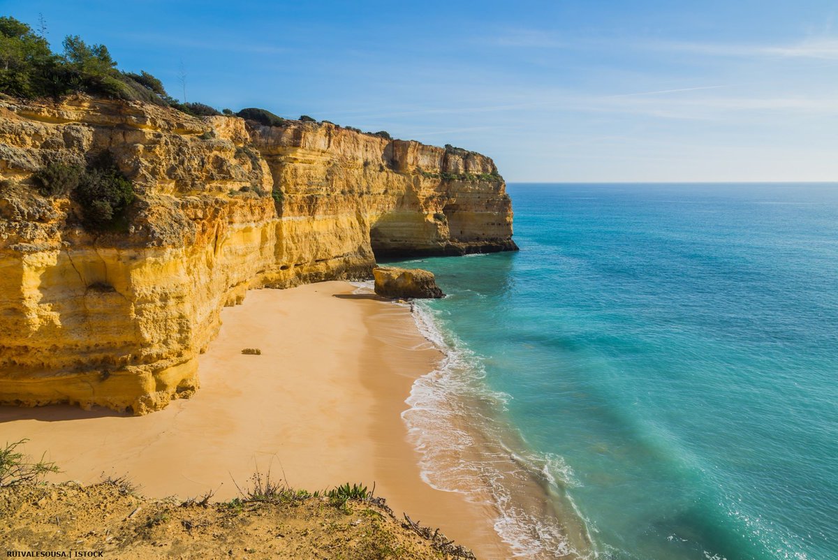 What is your idea of a great holiday? The Algarve has so much to offer suiting all budgets 👉🏻 bit.ly/3vQAlD1

#holidayalgarve #selfcatering #perfectholiday #algarveholidaylets