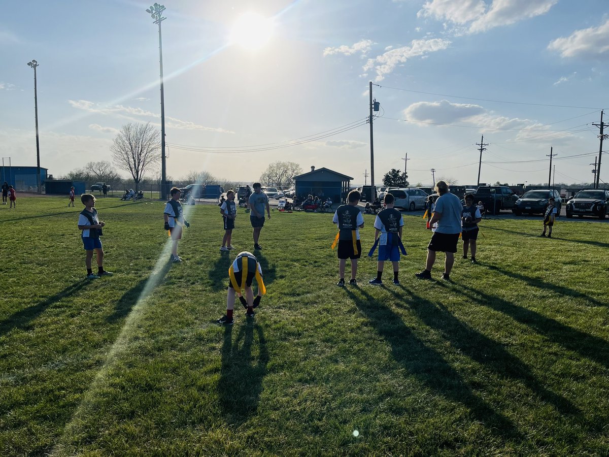 Bellevue East Football tweet media