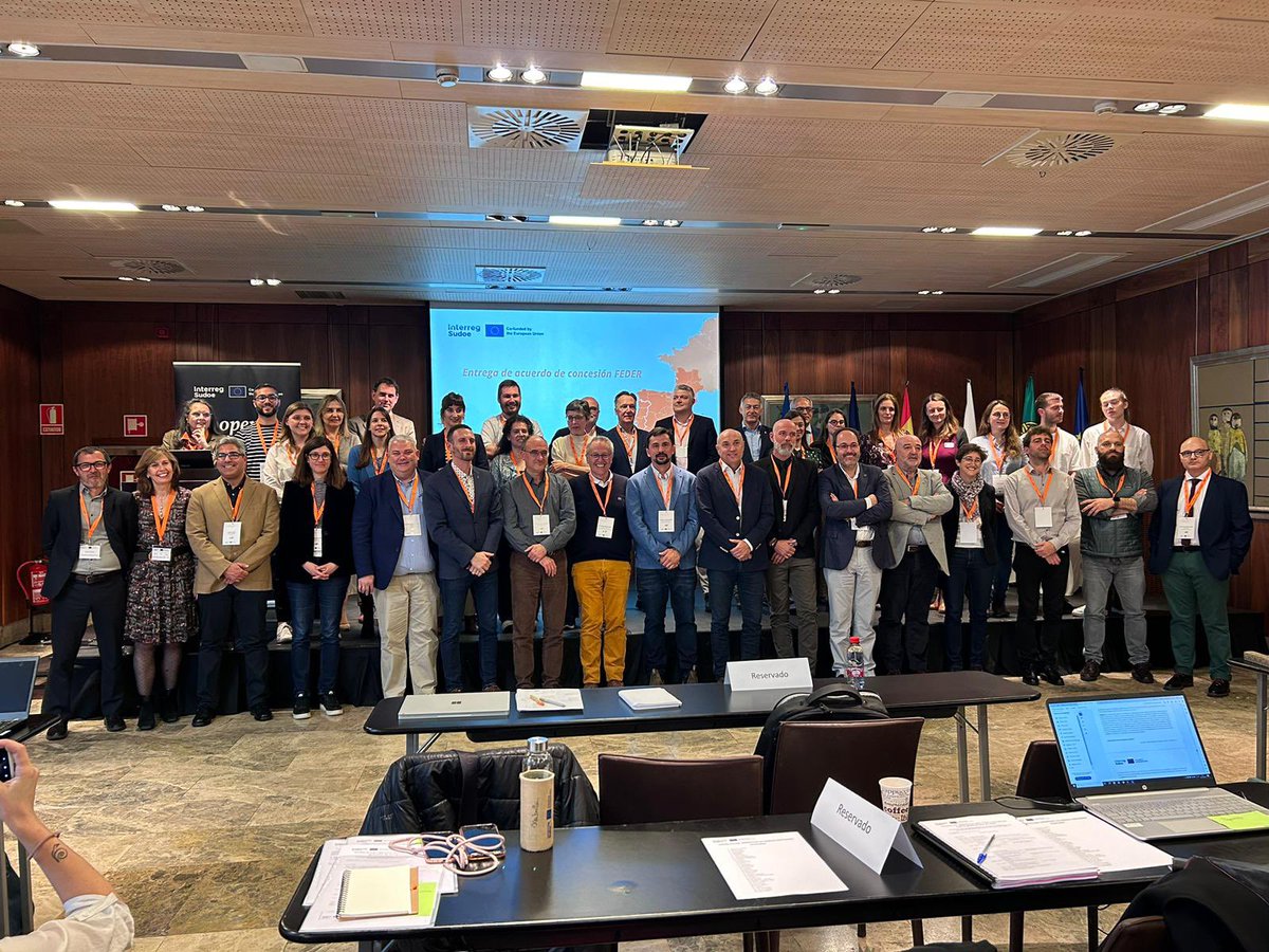 acmg54JFB's tweet image. Heureux que notre projet #AnGelSudoe ait été sélectionné par @6Sudoe pour étudier comment un sol suffisamment humide réduit le risque de #gel avec @neiker_BRTA @invenio_fl @irtacat @imida_murcia #institut agronomique de #Braganca et #Viseudelasfaus @ACMG_47