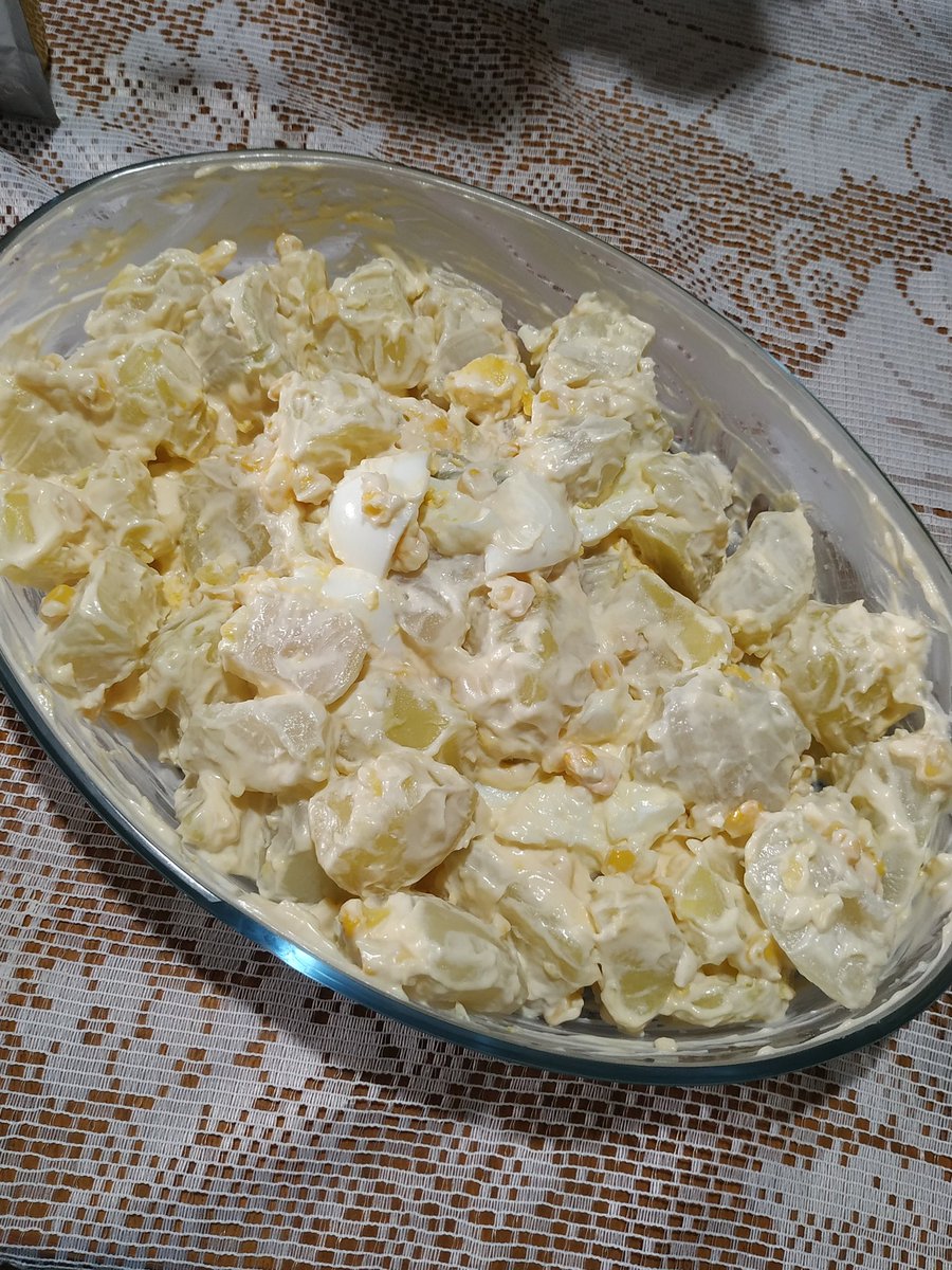 studyjuh's tweet image. Mais um dia comemorando pequenas conquistas! 😁
Cozinhei ovo pela primeira vez e superei minhas expectativas, sempre pedia pra alguém fazer isso pra mim por medo de dar erradokk. Mas hoje tentei fazer e deu super certo
Agora minha salada de chuchu e batata tem ovo kkkkkkk