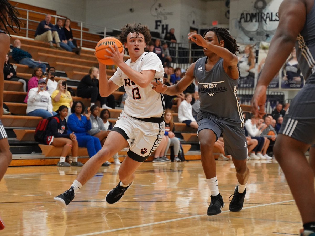 Powell Boys Basketball tweet media