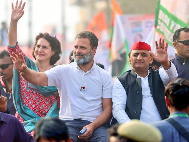 Huge day coming up tomorrow for Congress in Uttar Pradesh 🚨 Both Rahul Gandhi & Priyanka Gandhi will aggressively campaign in UP tomorrow. Rahul Gandhi will address a joint Press Conference with Akhilesh Yadav in Ghaziabad. Priyanka Gandhi will also do a massive roadshow in…