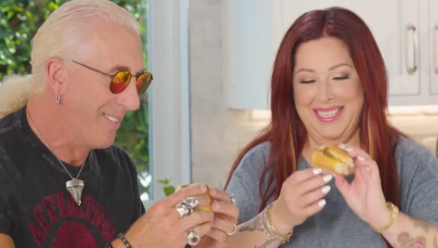TVTango's tweet photo. 🌟Watch tonight @AXSTV 8:30pm Series Premiere SOUNDS DELICIOUS WITH CARNIE WILSON #SoundsDelicious Starring @CarnieWilson Featuring Guests @mark_mcgrath @deesnider @JohnStamos @shawnstockman @DavidArchie @LisaLoeb About https://t.co/Qn64C7zAvK https://t.co/biwp8bnkOC