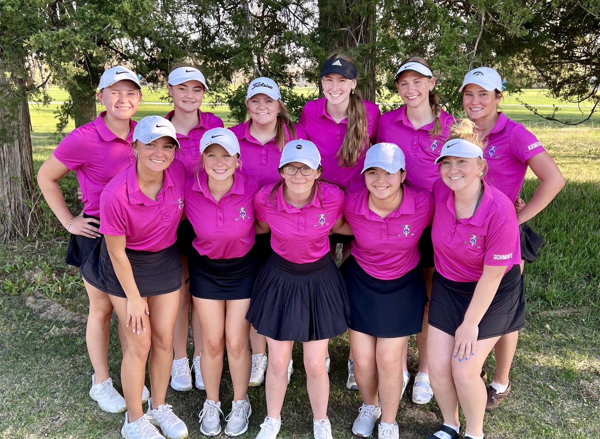 NevadaGirlsGolf's tweet photo. Congrats to our Varsity &amp; JV teams on a great evening of golf last night.  Varsity won with a team 177. @AxmearOlivia was Meet Medalist! Reagan S. Placed 3rd. Lauren S. &amp; Caitlin J. Tied for 5th Place!
JV Medalist was Leah G.!
#TeamCubs #GoLow https://t.co/dlbR8fwpTI