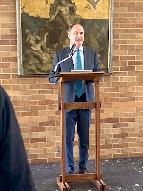 A monumental pleasure to attend the @MasseyCollege launch of @PeterLBiro's new volume, THE NOTWITHSTANDING CLAUSE AND THE CANADIAN CHARTER. What a thrill to be in the room with some of the country's finest legal and political minds, currently making history!