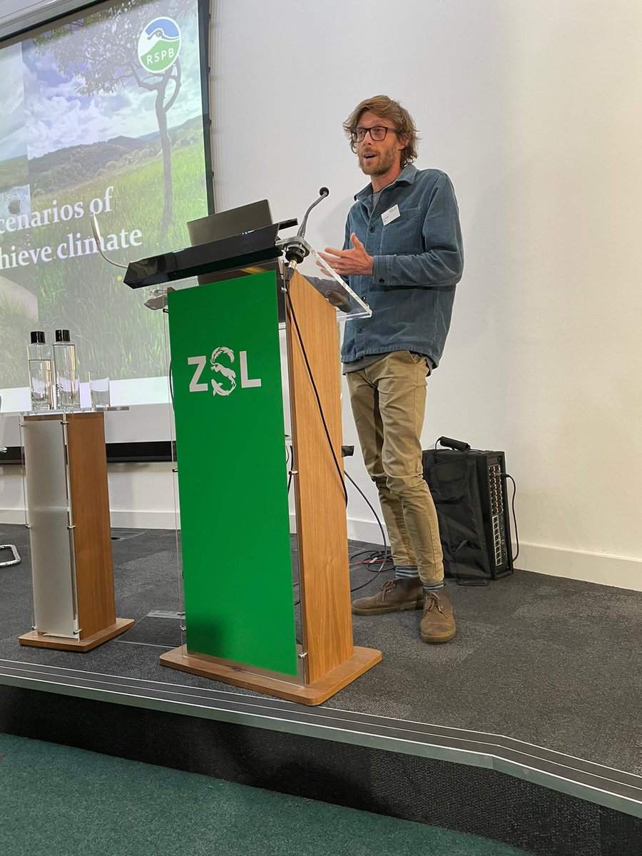 Tom Finch from @RSPBScience talking about how we can use scenario modelling to identify trade-offs and co-benefits between GHG emissions, habitats and food/timber production #LandUseSummit