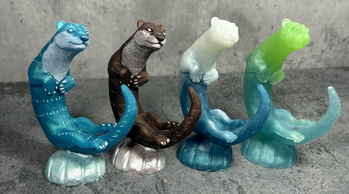 Playful Sea Otters are the figure of the month for April over on the collectors club. verdantsculpts.com/pages/verdant-…