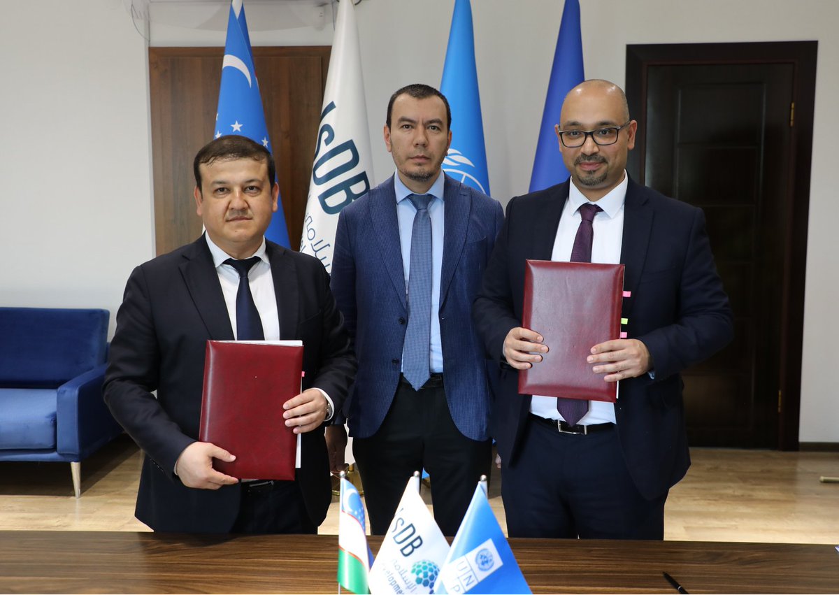 UNDP_Uzbekistan's tweet photo. 🎉Great news!
Today, with @minecofinuz & with funding from @isdb_group, we've launched phase II of #IntegratedRuralDevelopment project.
This initiative will enhance living conditions for over 622,000 rural residents & create new income opportunities.
👉https://t.co/u2qxqsFSR8 https://t.co/sDmCxZIMgL
