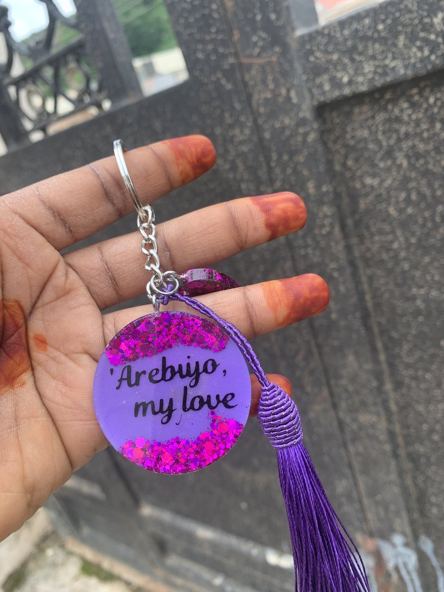 Purple lovers💜💜💜.. We have something for you too🤗🤗 We're ready to recreate any of this for you according to how you want it. Send us a dm to get the unique pieces made just for you and your loved ones. Pls rt