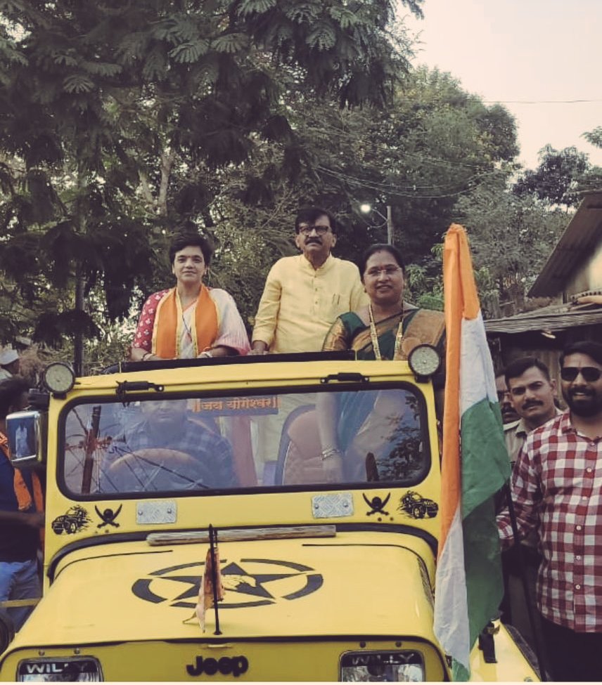 BJP MLA Ganpat Gaikwad's wife campaigns for SSUBT candidate in Kalyan constituency which Shinde Sena is contesting. 

Ganpat was arrested for firing at Shinde Sena leader who was allegedly harassing him and other BJP workers.