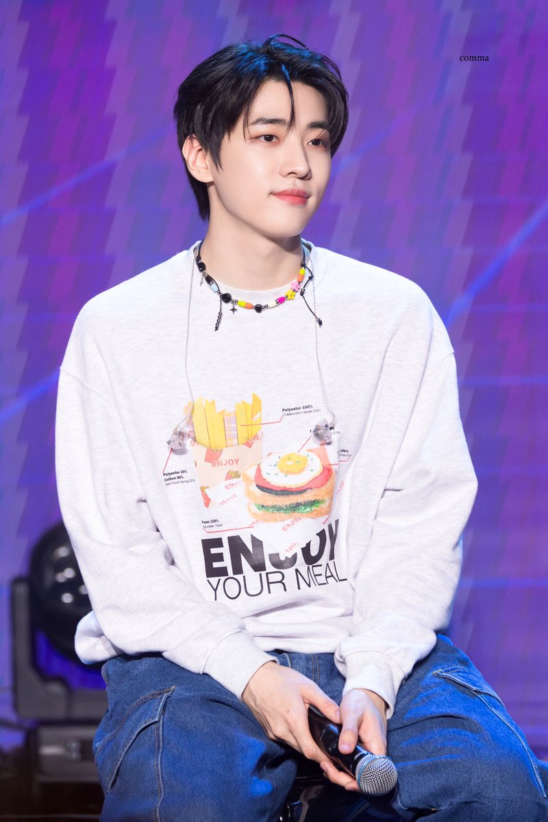 J_comma's tweet photo. 240412 REBOOT showcase
#재찬 #JAECHAN #DKZ https://t.co/LiarVm0KEH
