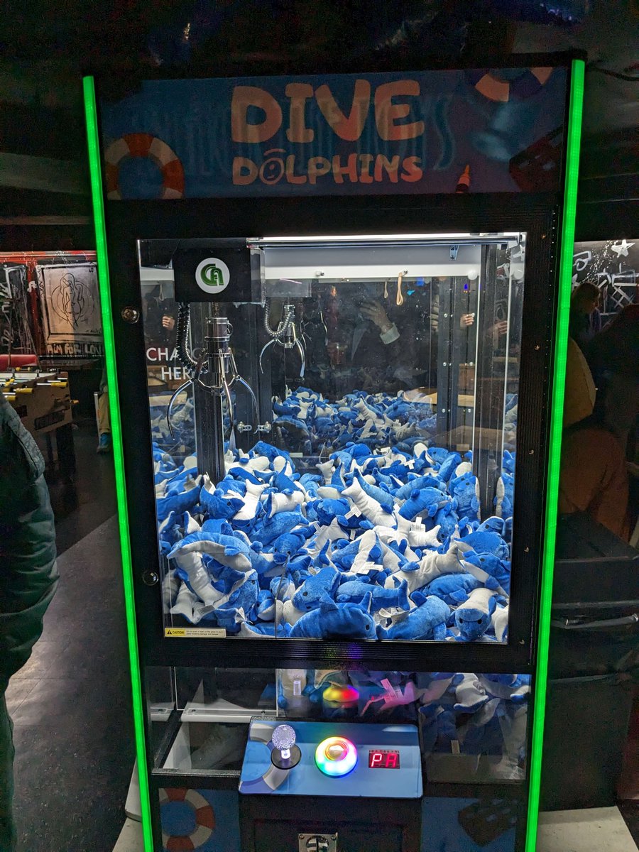 DinoPoser's tweet photo. Thanks @divedolphins and @jasunderulo for the invite to the event at https://t.co/pXWHob2Yuc. Had a great time and even got a cute lil dolphin 🐬

A bit late with the share, but I was out for almost 2 weeks 🤒 https://t.co/3rU2p8yDdX
