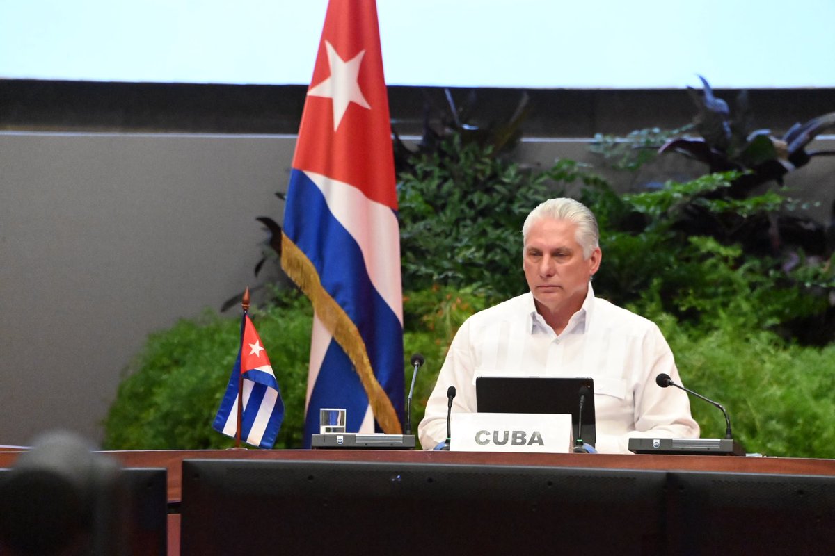 Reiteré en Cumbre Extraordinaria #CELAC, firme condena a irrupción en Embajada de México en Ecuador, por constituir una violación flagrante del Derecho Internacional.

Respetar sus principios es indispensable para garantizar convivencia pacífica y lograr unidad en la diversidad.