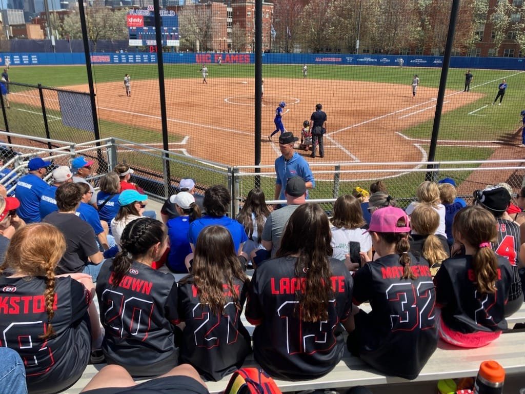 UIC_Softball tweet picture