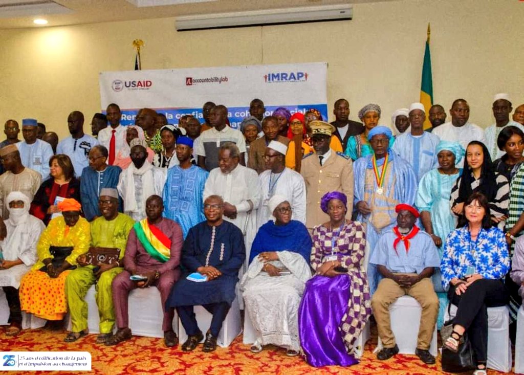 wanepmali's tweet photo. 16 avril 2024 | À l’invitation de l' #IMRAP 🤝 avec Accountability-LAB Mali, @wanepmali honoré de participer à la publication de leur rapport de 🔍 intitulé « Vers une gouvernance locale plus inclusive dans les régions du Centre et du Nord du Mali : défis et opportunités ». https://t.co/45sQpoDYVz