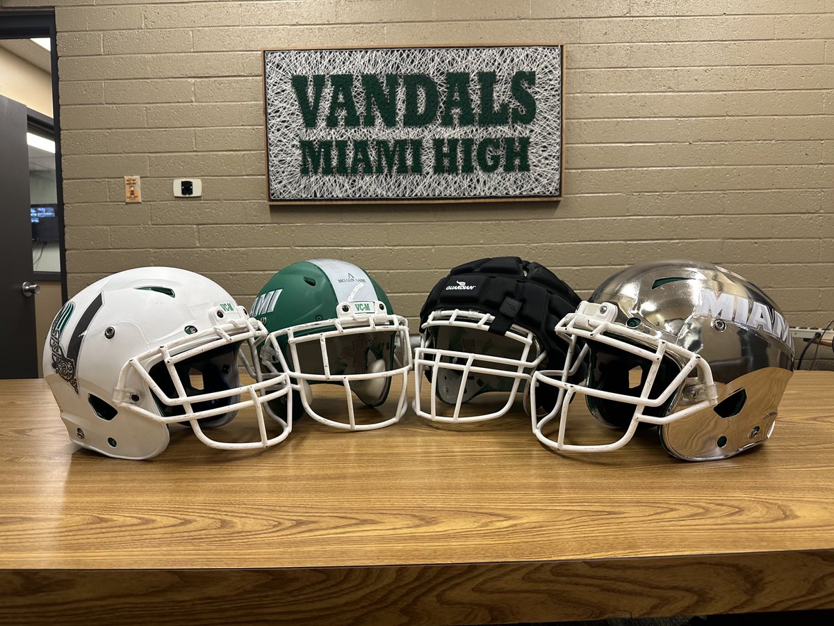 CoachBPowell11's tweet photo. Miami Vandals 3 game helmets and practice caps all set for the 2024 season. ⁦@GameDaySkinz⁩ ⁦@Guardian_Caps⁩ https://t.co/4xgKlMtidM