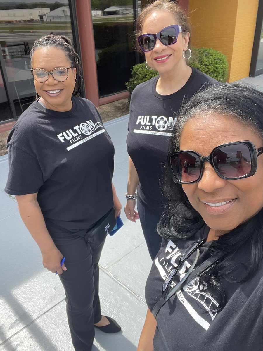 Shaunya_Chavis's tweet photo. 🎬 Another busy day at the FC Exec Airport ✈️ as @FultonFilmsGA prepares to showcase our #1 production asset during one of the largest film festivals in the region! #atlantafilmfestival #fultonfilms
#locationlocationlocation 🎥🍑 https://t.co/NhJMtfwRpx