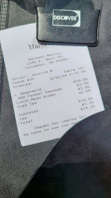 A beautiful day for a slut funded lunch! It always tastes better that way. https://t.co/UAlR20U5Ss