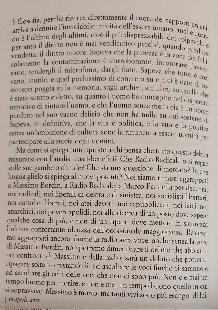 'E noi, fragile mondo di mezzo, ci eravamo aggrappati alla sua voce, al suo microfono, alla sua rassegna stampa mattutina, alle sue conversazioni con Marco Pannella come a uno sperone sullo strapiombo'. Così @mattiafeltri, in ricordo di Massimo #Bordin, il 18/4/2019. L'articolo👇🏽